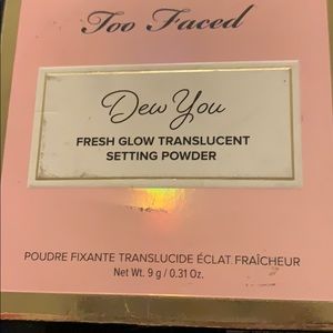 Too faced dew you fresh glow translucent